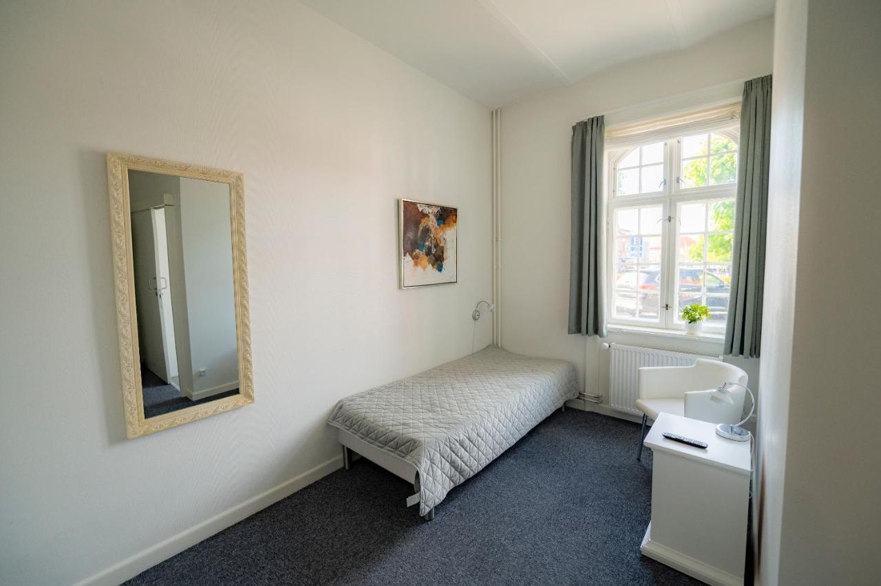 Hotel Det Gamle Posthus à Rønne Extérieur photo