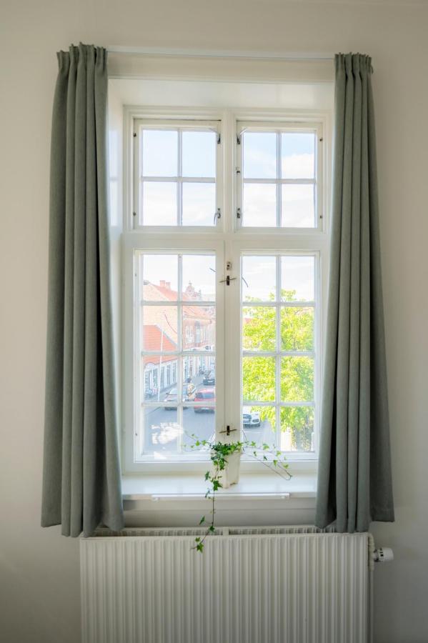 Hotel Det Gamle Posthus à Rønne Extérieur photo