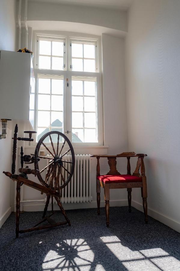 Hotel Det Gamle Posthus à Rønne Extérieur photo